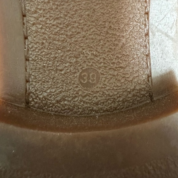 B2 Grayson Women Oxfords from Browns - Picture 4 of 9